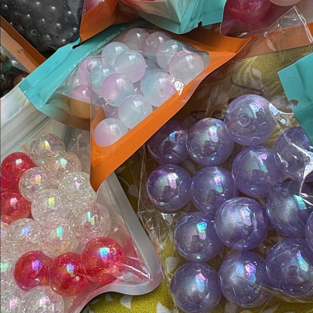 Assorted Iridescent Craft Beads - Pink, Blue, Purple, blue - FULL LOT - Picture 8 of 9
